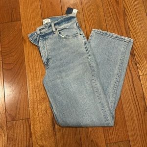 Abercrombie and Fitch 90s Straight Ultra Hugh Rise Size 27 Size 4R New with tags